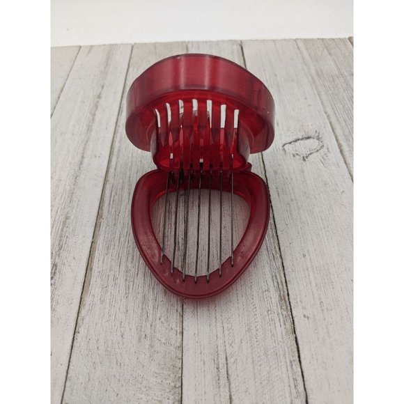 Strawberry Shaped Metal Red Boiled Egg Slicer Fruit 3" X 3 1/2" - Picture 4 of 5